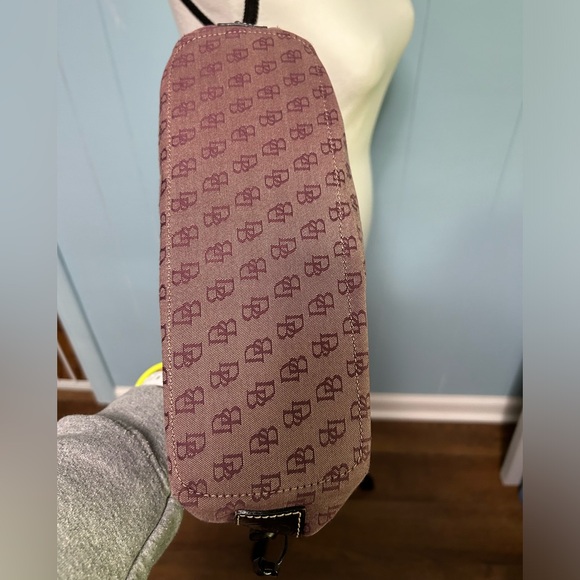 Dooney & Bourke handbag - Picture 6 of 13